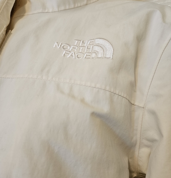 The North Face winter jacket - Picture 4 of 7